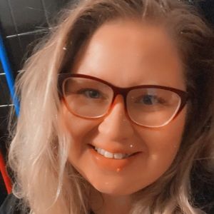 Meet your Posher, Denae